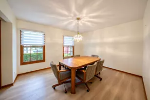 6 Heather Ln, Hawthorn Woods, IL 60047 - Photo 9
