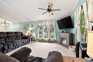 515 E High St, Morris, IL 60450 - Photo 7