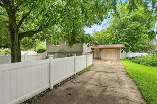515 E High St, Morris, IL 60450 - Photo 27