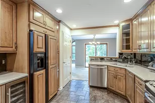 230 Parktrail Ct, Schaumburg, IL 60173 - Photo 15