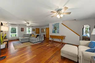 43W753 Oakleaf Dr, Elburn, IL 60119 - Photo 9