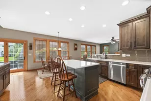 1813 Trevino Cir, Bolingbrook, IL 60490 - Photo 13