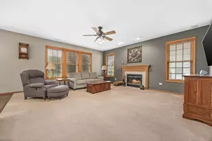 1813 Trevino Cir, Bolingbrook, IL 60490 - Photo 17