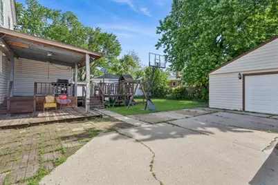 8233 Austin Avenue, Morton Grove, IL 60053 - Photo 19
