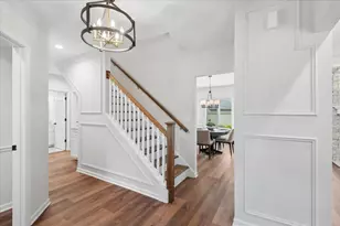 1204 Chatham Ct, Libertyville, IL 60048 - Photo 3
