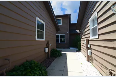 9925 Amanda Lane, Algonquin, IL 60102 - Photo 3
