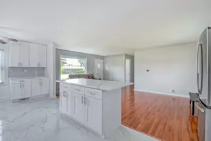 547 Reese Ave, East Dundee, IL 60118 - Photo 9