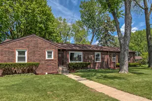 547 Reese Ave, East Dundee, IL 60118 - Photo 1