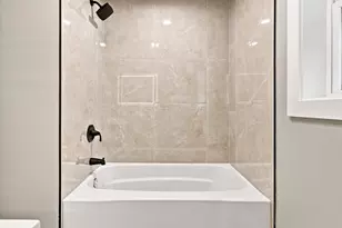 2711 N 77th Ave, Elmwood Park, IL 60707 - Photo 19