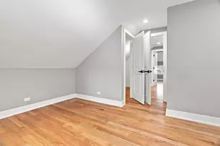 2711 N 77th Ave, Elmwood Park, IL 60707 - Photo 17