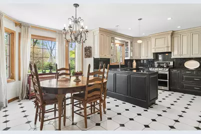 803 Waltz Court, Prospect Heights, IL 60070 - Photo 5