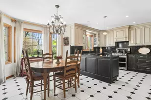 803 Waltz Ct, Prospect Heights, IL 60070 - Photo 5