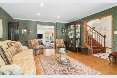 803 Waltz Court, Prospect Heights, IL 60070 - Photo 3