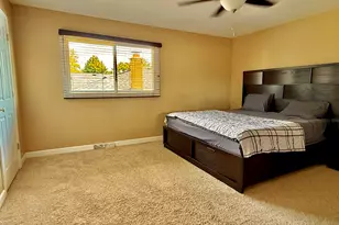 411 Sequoia Ct, Schaumburg, IL 60193 - Photo 11