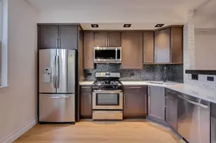 6951 N Western Ave, Chicago, IL 60645 - Photo 9