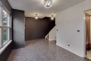 6951 N Western Ave, Chicago, IL 60645 - Photo 7