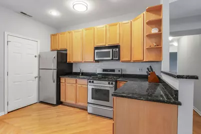 4925 N Glenwood Avenue #3E, Chicago, IL 60640 - Photo 5