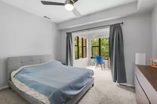 4925 N Glenwood Ave, Chicago, IL 60640 - Photo 9