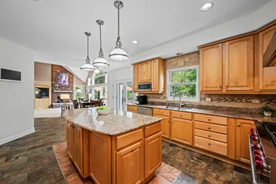 25568 N Countryside Drive, Lake Barrington, IL 60010 - Photo 11