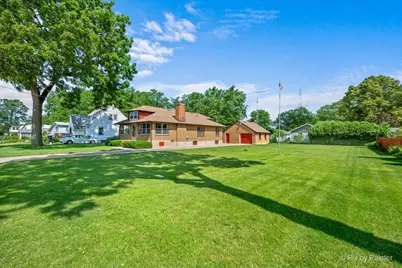 746 Parkway Avenue, Elgin, IL 60120 - Photo 29