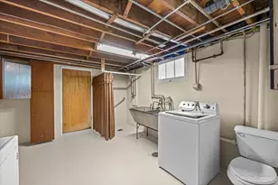 746 Parkway Ave, Elgin, IL 60120 - Photo 23