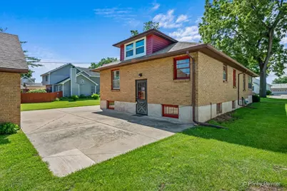 746 Parkway Avenue, Elgin, IL 60120 - Photo 33