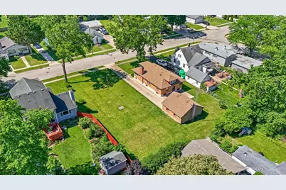 746 Parkway Avenue, Elgin, IL 60120 - Photo 39