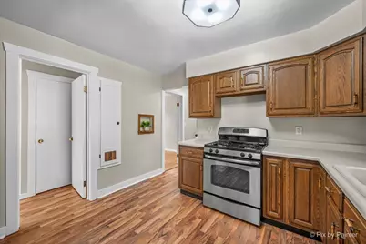 746 Parkway Avenue, Elgin, IL 60120 - Photo 15