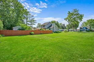 746 Parkway Ave, Elgin, IL 60120 - Photo 31