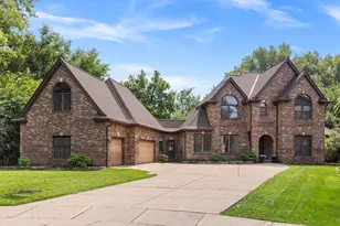 1524 Lloyd Ct, Wheaton, IL 60189 - Photo 1