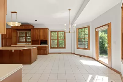 1524 Lloyd Court, Wheaton, IL 60189 - Photo 7