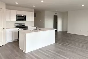 2280 Redwood Trl, Wonder Lake, IL 60097 - Photo 3