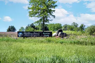 2280 Redwood Trl, Wonder Lake, IL 60097 - Photo 17