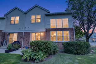 140 Bay Dr, Itasca, IL 60143 - Photo 3