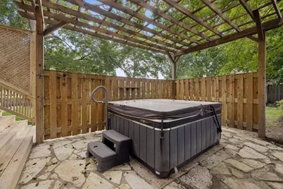 110 S Walkup Avenue, Crystal Lake, IL 60014 - Photo 31