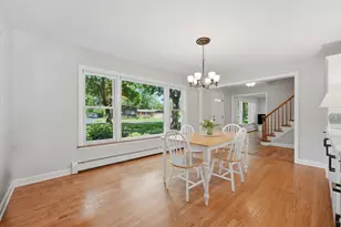317 E Forest Ln, Palatine, IL 60067 - Photo 7