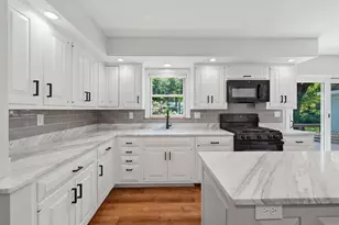 317 E Forest Ln, Palatine, IL 60067 - Photo 9