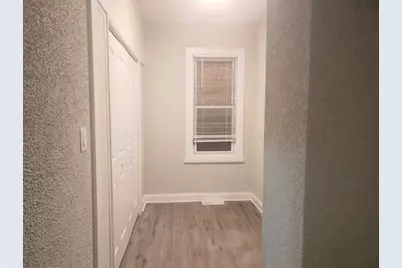 9207 S Ellis Avenue, Chicago, IL 60619 - Photo 5