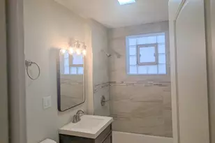 9207 S Ellis Ave, Chicago, IL 60619 - Photo 17