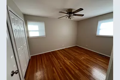 5717 Dover Road, Oak Forest, IL 60452 - Photo 9