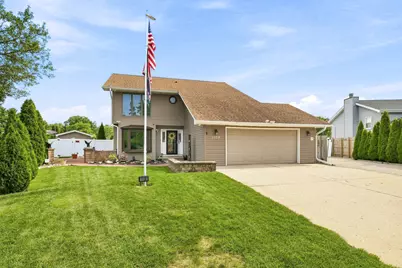1109 Home Court, Shorewood, IL 60404 - Photo 1