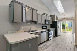 3853 S Pointe Dr, Dekalb, IL 60115 - Photo 11