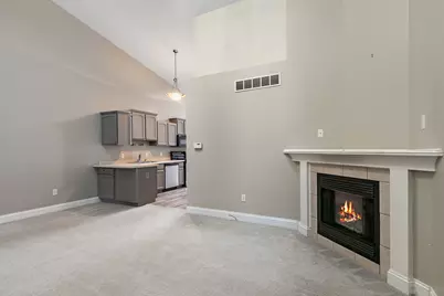 3853 South Pointe Drive #B, Dekalb, IL 60115 - Photo 9