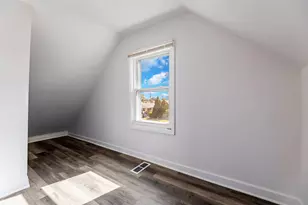 5636 S Kolmar Ave, Chicago, IL 60629 - Photo 11