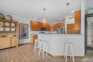 724 Emanuel Ln, Sycamore, IL 60178 - Photo 17