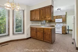 379 Fox Trail Dr, Bourbonnais, IL 60914 - Photo 9