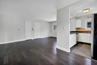 425 S Elmwood Avenue #5, Oak Park, IL 60302 - Photo 3