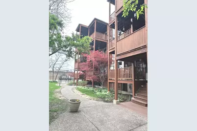 346 N Austin Boulevard #G, Oak Park, IL 60302 - Photo 5