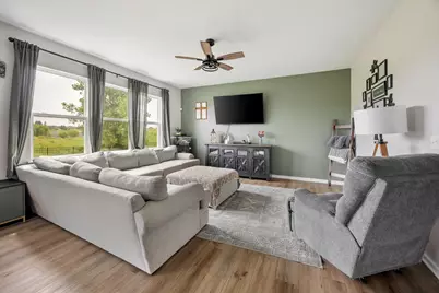 8511 White Oaks Court, Wonder Lake, IL 60097 - Photo 3