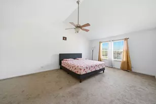 636 Briarwood Ln, Oswego, IL 60543 - Photo 13